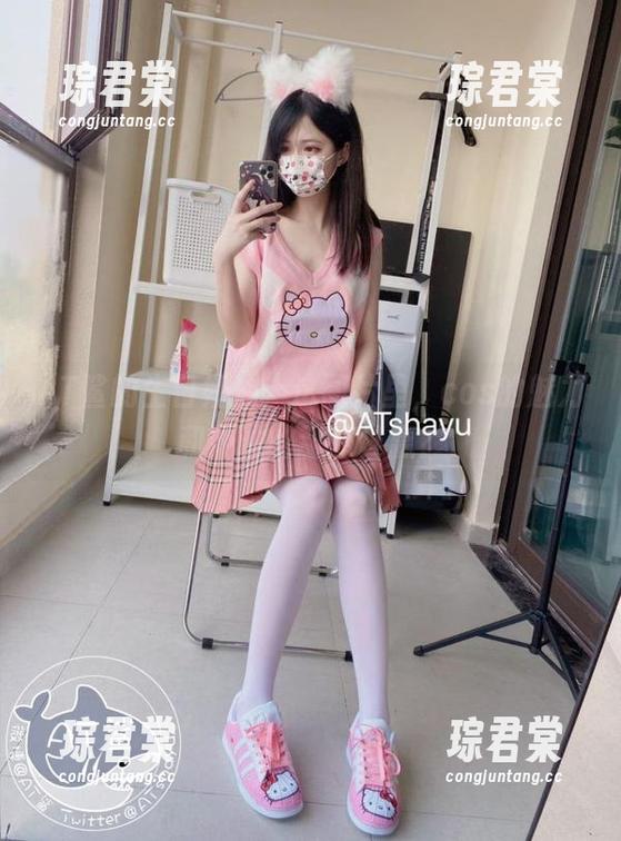 AT鲨的生日奶油:这图片里,cos的魅力和奶油的甜蜜谁赢?-琮君棠 AT鲨的生日奶油:这图片里,cos的魅力和奶油的甜蜜谁赢?-琮君棠