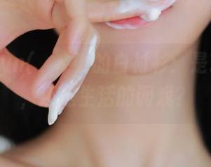 Addielyn(에디린)的白衬衫：是艺术作品，还是生活的调戏？
