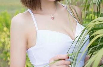 MiStar魅妍社 - 谁说浴缸只能泡澡？夏倪可ella：高清图包来点不一样的