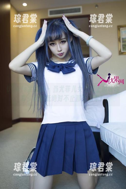 UGirls尤果网 - 当尤菲儿女王遇上趣味写真：这壁纸绝对不止那么简单！-琮君棠