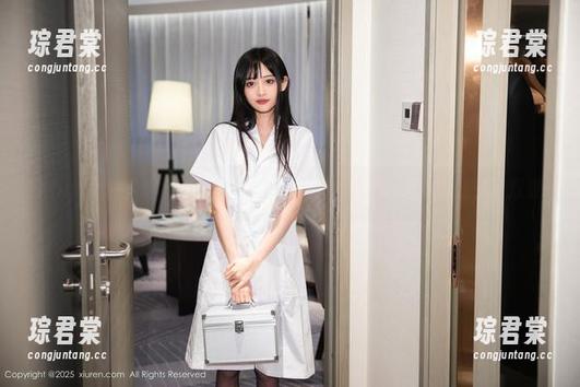 Xiuren秀人网 - 空姐Cheryl青树的写真，萌与性感一箭双雕-琮君棠
