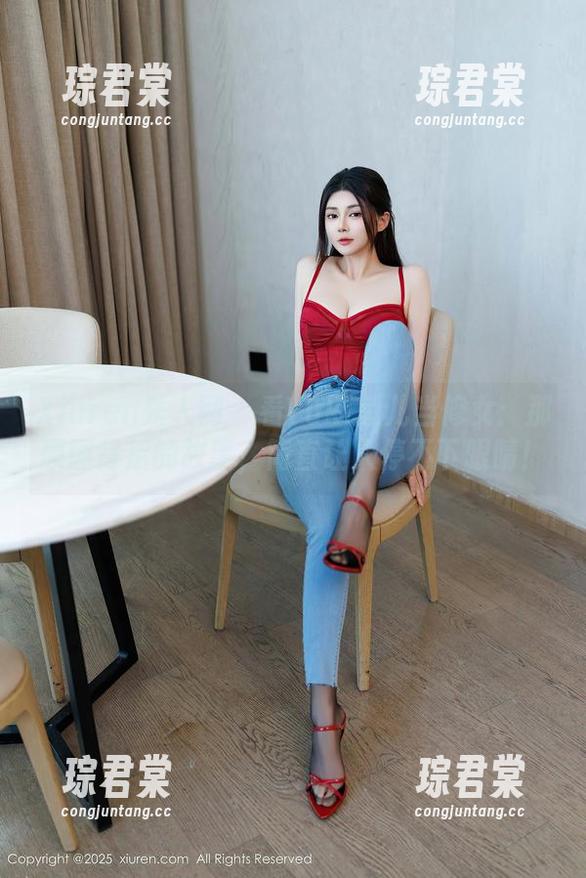 Xiuren秀人网 - 看Yuki鱼儿当修女：那原图背后的故事，简直让人停不下眼睛！-琮君棠