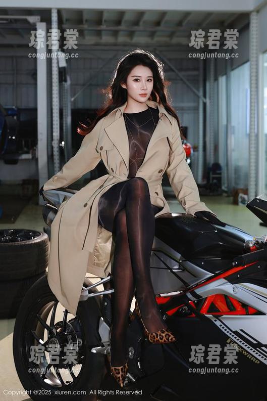 Xiuren秀人网 - 秘书也有春天：伍晓丽Shirley的美图写真，让你心动不已！-琮君棠
