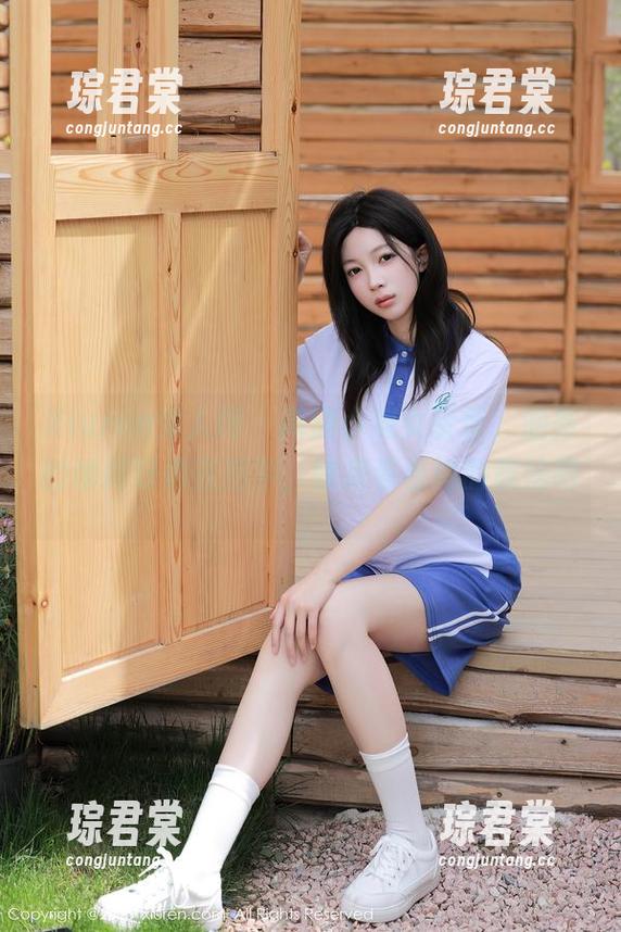 Xiuren秀人网 - 高清小魔女奈奈，油亮的瞬间好像在招手，快来看看她的魔法吧。-琮君棠