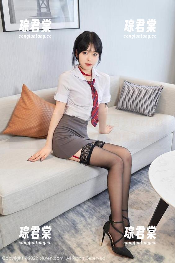 Xiuren秀人网 - 更新！林昔予yorki的黑色作品，个个都是深色系的魅力怪兽！-琮君棠