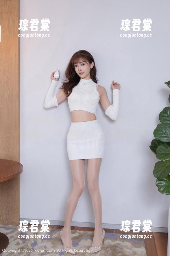 Xiuren秀人网 - 你绝对想不到，玛鲁娜Manuela女神的原图竟然是免费的！-琮君棠