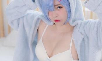 SAINTPhotolife：Yuna(윤아)的婴儿粉试色，免费资源随手可得！