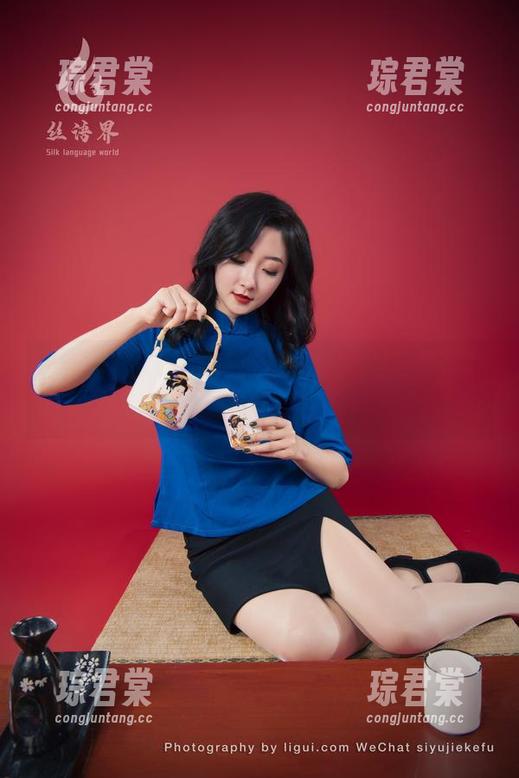 丽柜 - 兔子双生花写真分享，简直是花儿也想被拍的节奏啊！-琮君棠