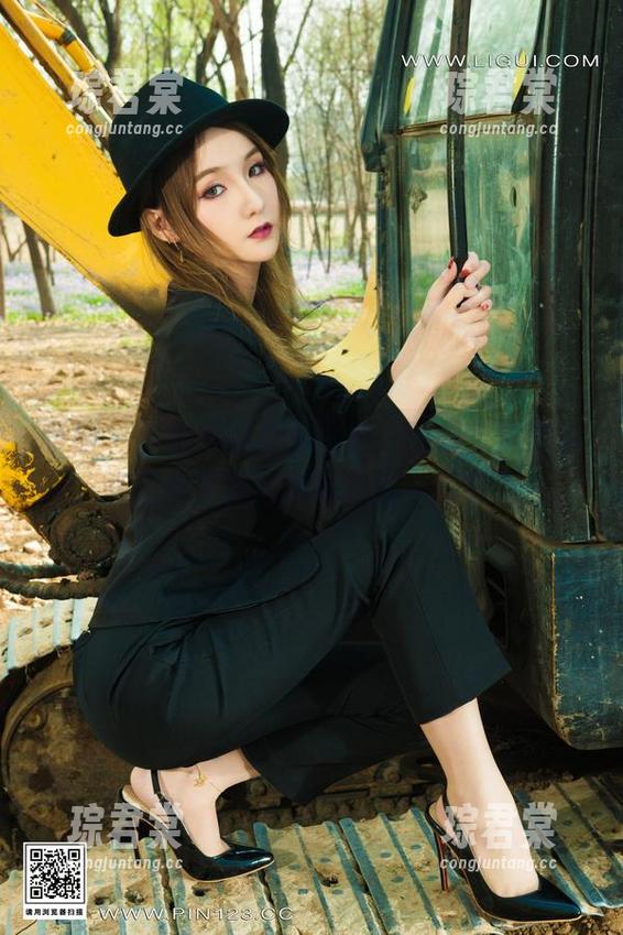 丽柜 - 小智贤的全套写真，哎呀，这情结简直成了我日常思维的一部分。-琮君棠