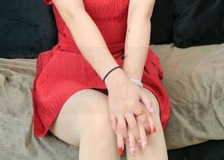 丽柜 - 甜甜的图包：私人订制界的娇媚与奇幻