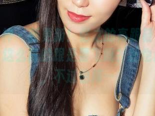 克拉女神 - 新更新！忆之的高跟鞋写真集，诶，这么高的跟是要飞吗？我也想试试，不过怕摔…