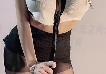 微密圈 - 清纯与诱惑只在一念之间：兔宝妮to的全套写真