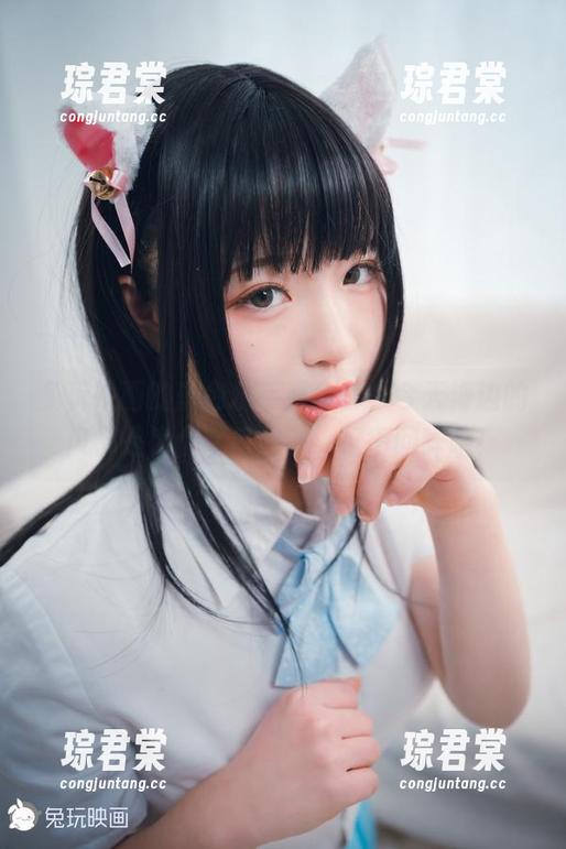 兔玩映画的蓝色水手服全套，今天海边的风都是为你专门调的，记得回眸哦！-琮君棠