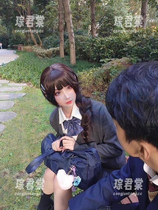 精选凉凉子rioko美脚：宅男们，准备好你的‘脚’感受了吗？-琮君棠