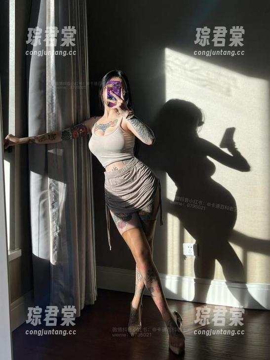 微密圈 - 卡通百科老王的制服作品，感觉随时可能要从屏幕里走出来，心跳加速中。-琮君棠