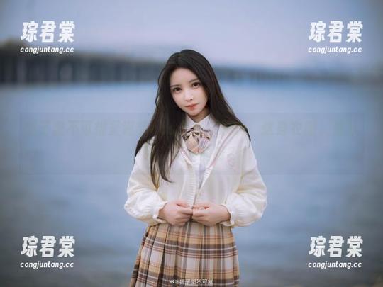 妍子坚不可摧圣诞节cos美图：天啊，这身衣服，是从哪儿买来的呀？-琮君棠