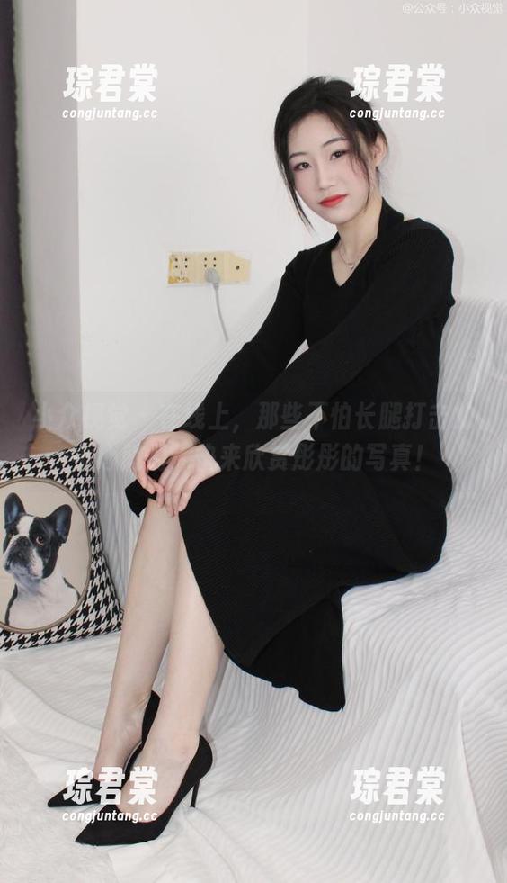 小众视觉 - 在线上，那些不怕长腿打击的小心脏们，快来欣赏彤彤的写真！-琮君棠