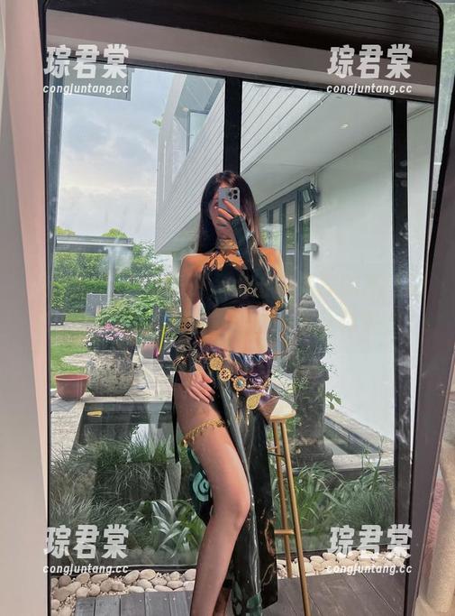 微密圈 - 台风来了，小玉吃果冻的黑丝图包也来了，免费的，绝对不会让你失望！-琮君棠