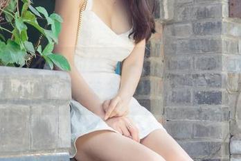 尤果网 - 佟蔓的丝袜图片：在这双腿的背后，藏着多少故事呀！