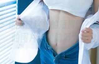 尤果网 - 你见过这样的短裤吗？涉谷由里的图片让我脑洞大开