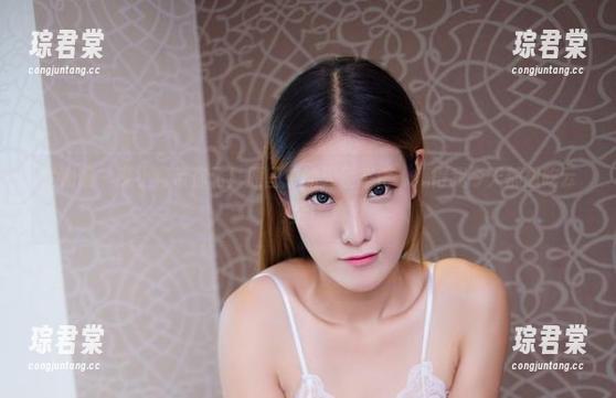 尤物馆 - 艾小青带你飞！原图中的天使态度，搞得我今天都想吃云朵！-琮君棠