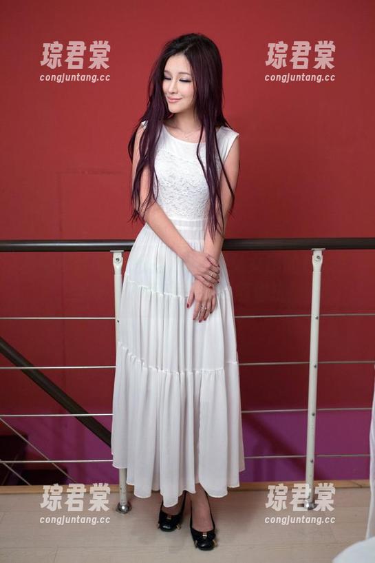 推女郎 - 谁能抵挡Yu佳妮兔女郎的魅力？合集一键解锁，壁纸随你挑！-琮君棠