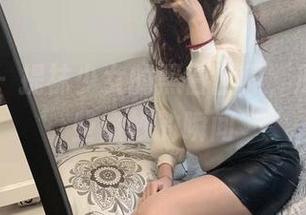微密圈 - 提袜少女的黑白世界，原图里那些微妙的瞬间