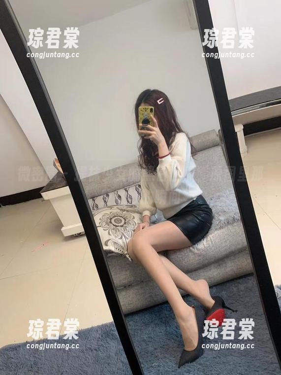 微密圈 - 提袜少女的黑白世界，原图里那些微妙的瞬间-琮君棠