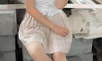 梦丝女神 - 探索莹仙女的高清图库：套装带你飘向仙境！