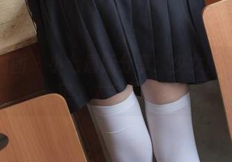 森萝财团 - 小七最新分享：少女的柔情设定，太会撩了。