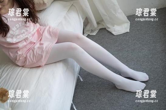 足控狂欢！森萝财团的白丝作品与资源，绝对让你心跳加速。-琮君棠