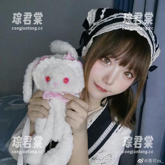 小红帽的原图合集：洛可ss不只是一顶红色的斗篷哦！-琮君棠