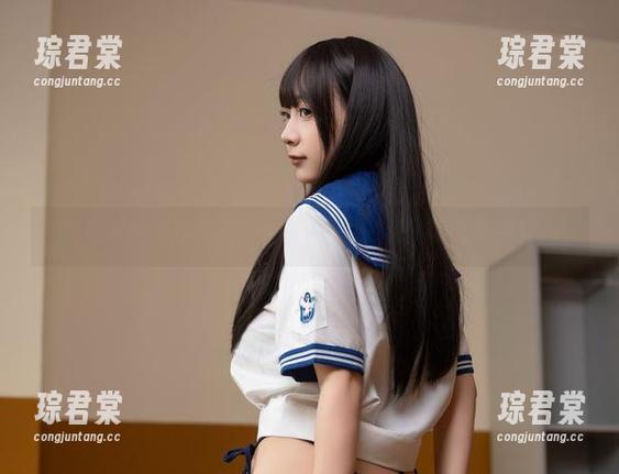 浅安安的圣诞写真：今年的许愿清单有点不一样？-琮君棠
