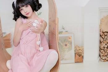 爆机少女喵小吉：快来体验无圣光的电玩乐趣，图包绝对不让你失望！