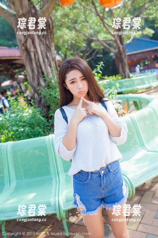 爱蜜社 - 这是礼服吗？逗逗doudou的图库让我怀疑人生！-琮君棠