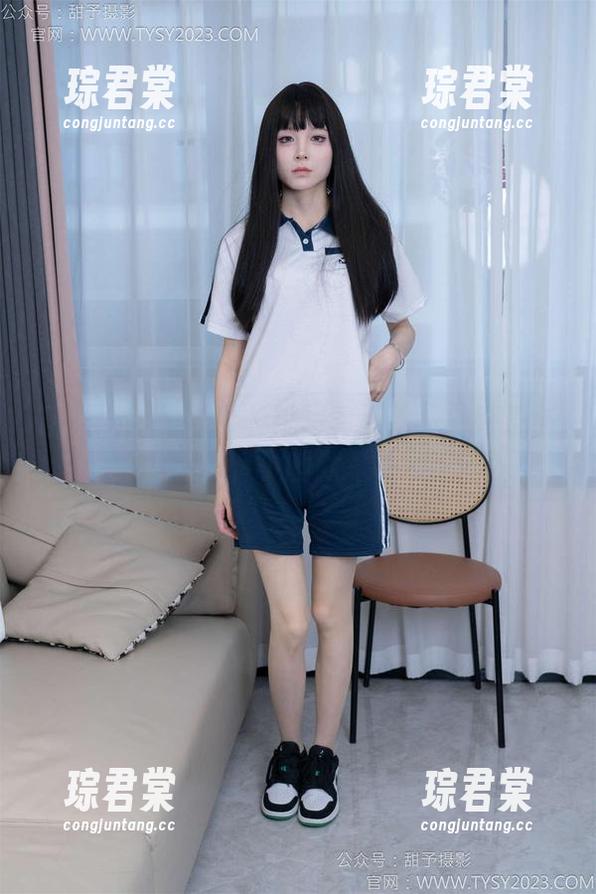 甜予摄影 - 璇璇长靴写真：靴下的奇遇与小幽默-琮君棠