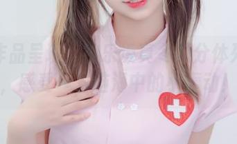 最新作品呈现：神乐坂真冬的分体死库水，感受一下脑海中的小轰动！
