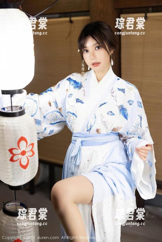 秀人网 - Elise谭晓彤的夏天美图写真：我竟然想把这些挂在墙上！-琮君棠
