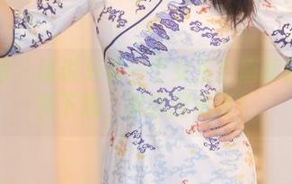 秀人网 - 谁说只有一个女王？唐翩翩的写真下载，挑选困难呀！