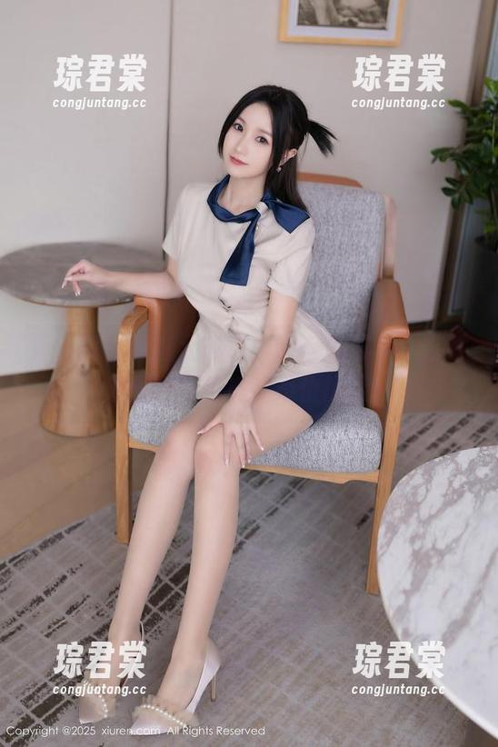 秀人网 - 跟随大琪琪Emily的脚步：在线瑜伽，不怕摔，不怕痴迷！-琮君棠