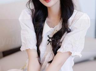 秀人网 - 少女在寻找理想中的光影，杨紫嫣Cynthia的最新作品集更新了！