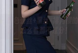 秀人网 - 黑色蕾丝+黑丝=绯月樱的写真魅力，怎么看都不过分！