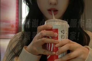 秀人网 - 只要看谢小蒽的礼服作品，福利就会跟着你一起回家！