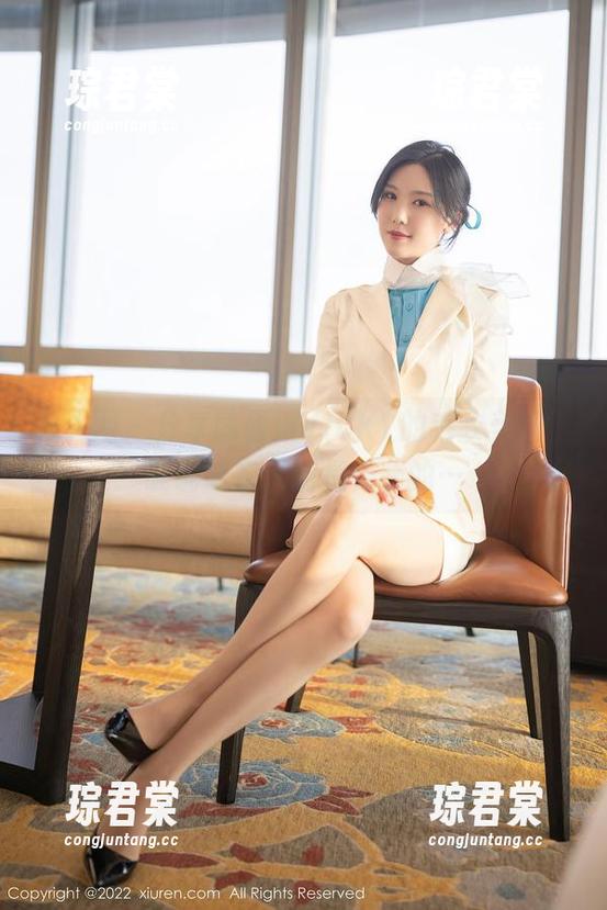 秀人网 - 分享陈雅漫VICKY的毛衣美图，谁说毛衣只能是保暖的…-琮君棠