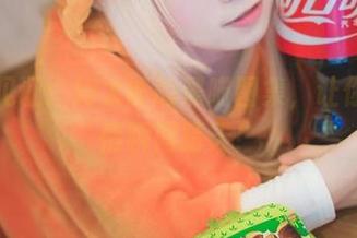 作品见证：绮太郎的黑喵图集，让你的心情瞬间晴天！