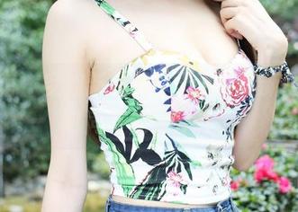 美媛馆 - 空姐新风潮！于大乔最新图册，时尚与优雅并存。
