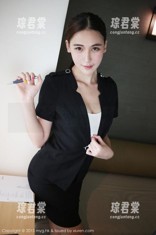美媛馆 - 芝芝Booty的灰丝套图，来一场视角上的大冒险？-琮君棠