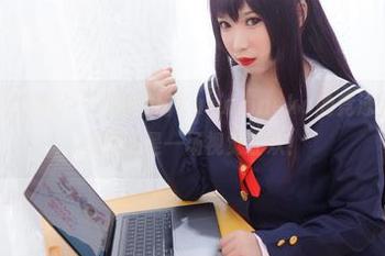 这图包真是没救了——胡桃猫Kurumineko的竞泳新作更新，感觉就是一场视觉狂欢！