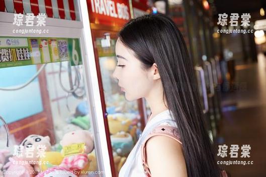 蜜桃社 - 杏子高清睡衣高清大片：资源里满满的俏皮与舒适感-琮君棠