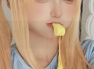 标新立异的蠢沫沫，透明护士高清图片次元壁破了！